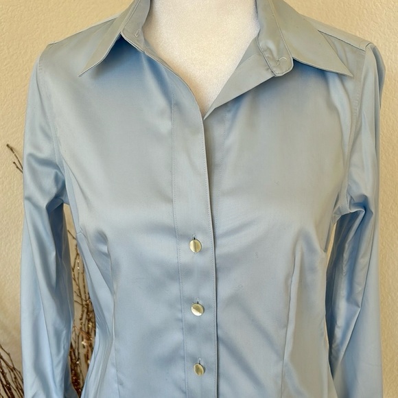 Banana Republic Non-Ironed Tailored Blue Dress Shirt - Picture 2 of 8